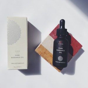 True Botanicals Pure Radiance Oil - Clear